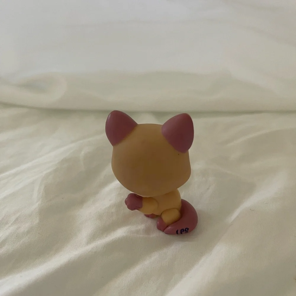 Littlest Pet Shop Cat #1468, Authentic paw up cat